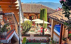 Hotel La Casa De Mama